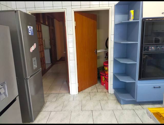 226M² APARTMENT BLOCK FOR SALE IN KARINO